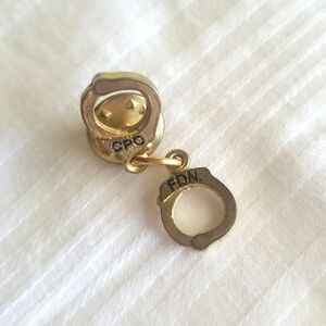 Correctional Peace Officer CPO Gold Handcuff Lapel Pin